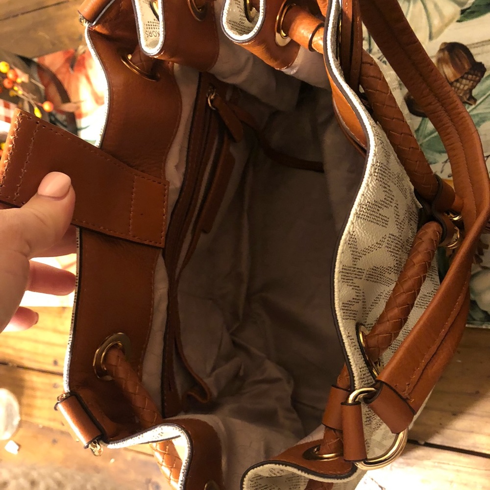Shoulder bag - Picture 4 of 4